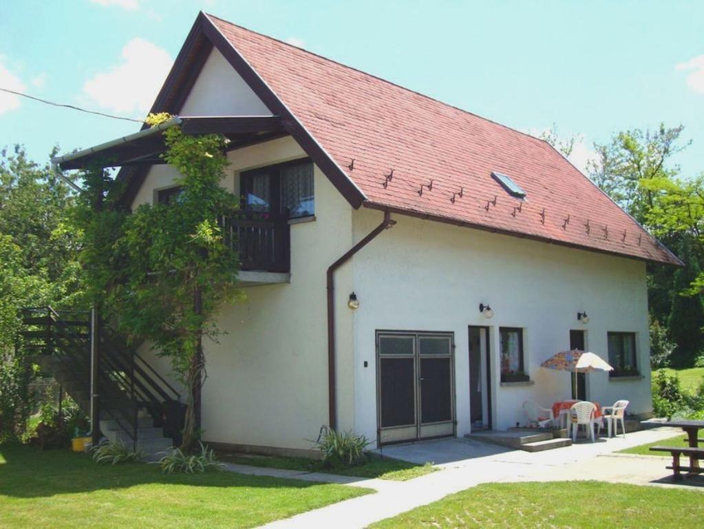 Gyongyvirag Vendeghaz Διαμέρισμα Balatonboglár Δωμάτιο φωτογραφία